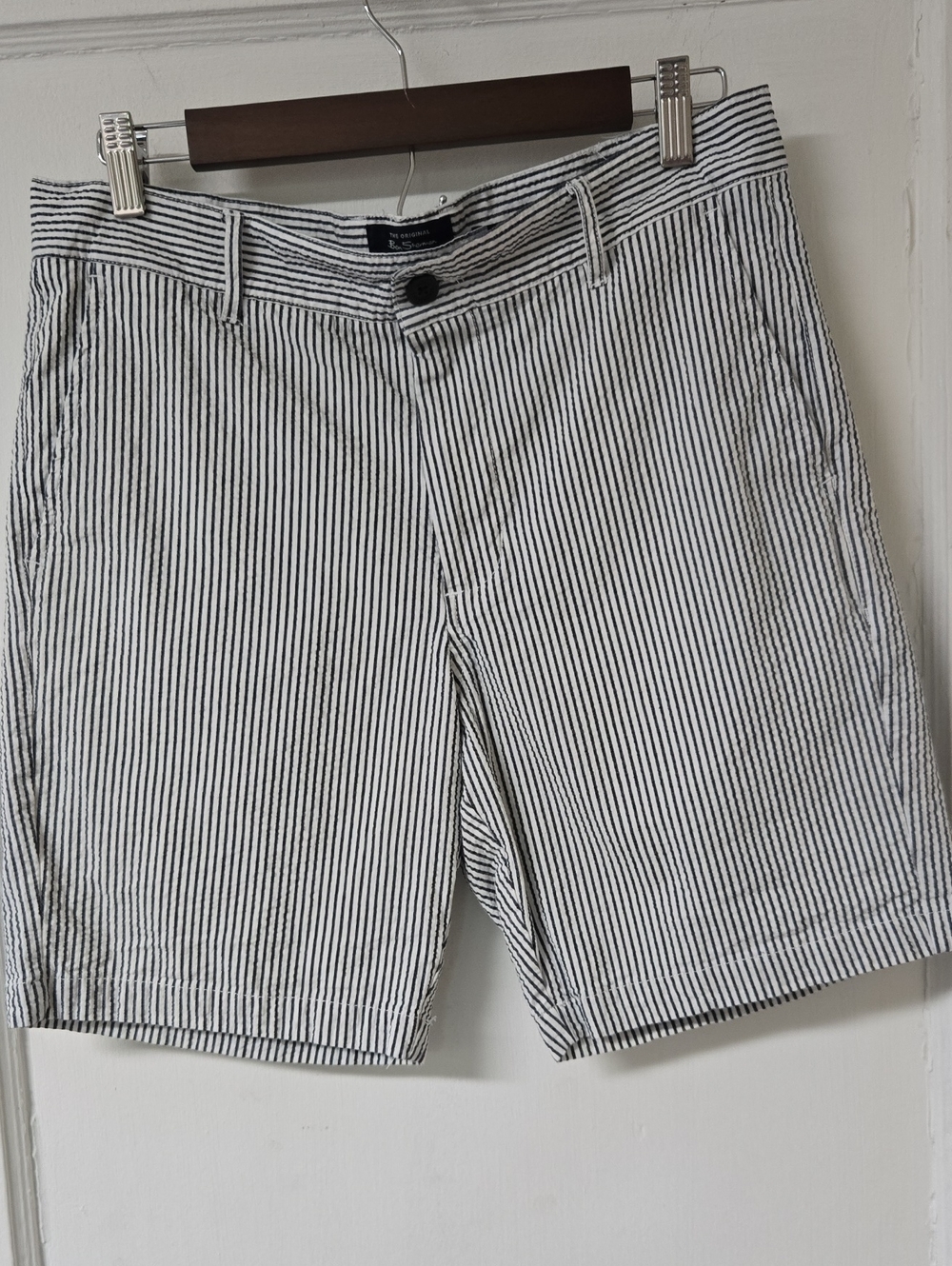 Ben Sherman Men's Seersucker Striped  Shorts Size 32 W